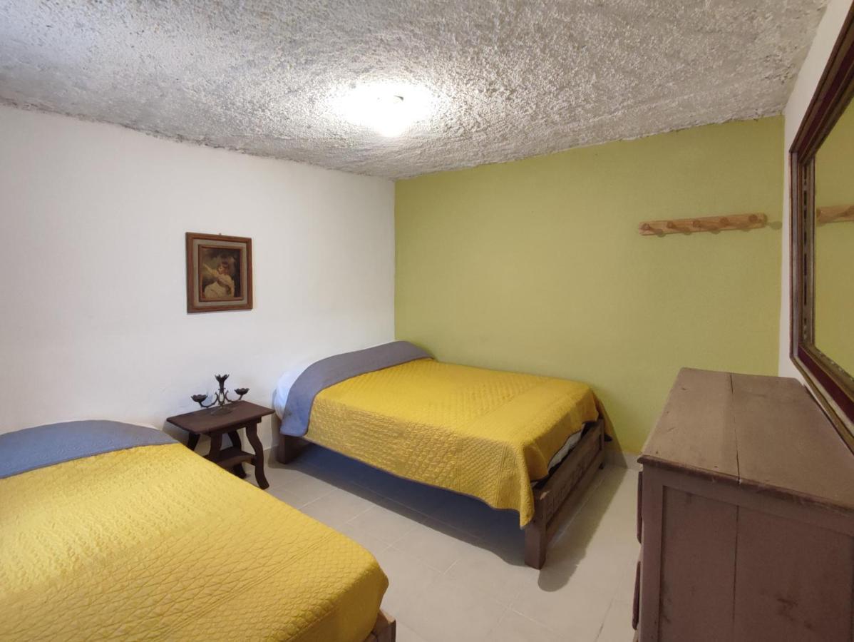 Hostal Ikal San Cristóbal de Las Casas Kamer foto