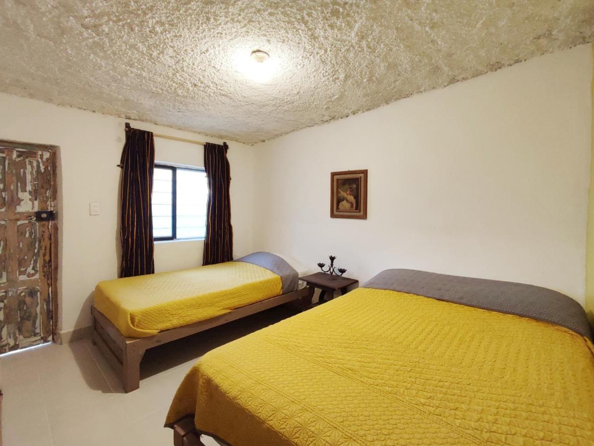 Hostal Ikal San Cristóbal de Las Casas Kamer foto